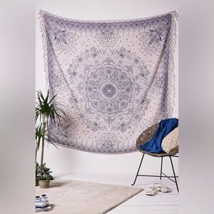 UO Festival-ready Cotton Fringed Tapestry Blanket 177.8 x 177.8 CM